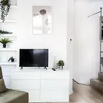 Apartman Fully-furnished With Air Conditioning For Families, Cracow Old Town