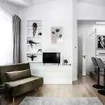 Apartman Fully-furnished With Air Conditioning For Families, Cracow Old Town