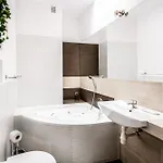 Apartman Fully-furnished With Air Conditioning For Families, Cracow Old Town Krakkó