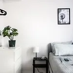 Apartman Fully-furnished With Air Conditioning For Families, Cracow Old Town Krakkó