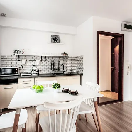 Fully-furnished With Air Conditioning For Families, Cracow Old Town Appartement *