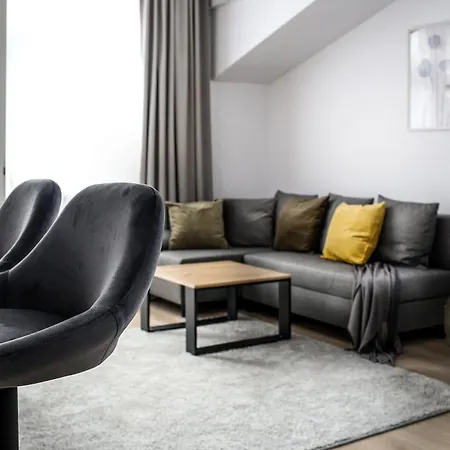 Fully-furnished With Air Conditioning For Families, Cracow Old Town Krakkó