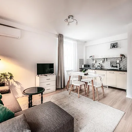 Fully-furnished With Air Conditioning For Families, Cracow Old Town * Krakkó