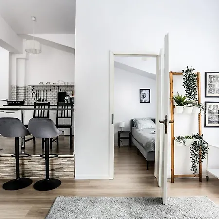 Fully-furnished With Air Conditioning For Families, Cracow Old Town * Cracovia