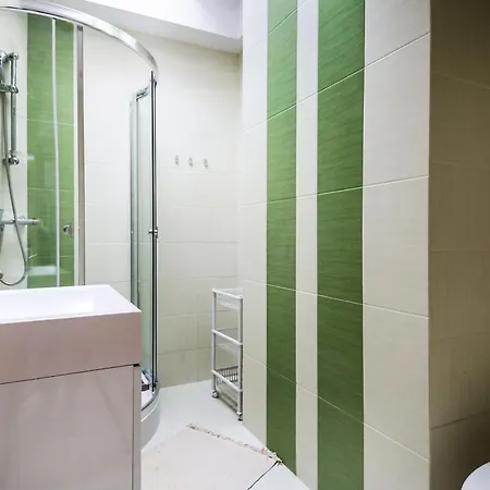 Apartment Fully-furnished With Air Conditioning For Families, Cracow Old Town