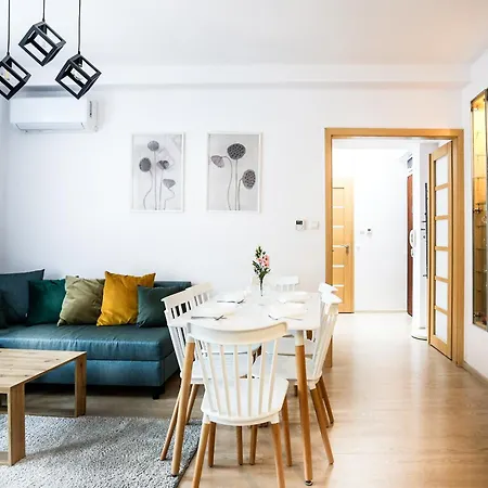 Fully-furnished With Air Conditioning For Families, Cracow Old Town * Krakow