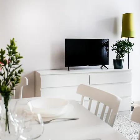 Fully-furnished With Air Conditioning For Families, Cracow Old Town *